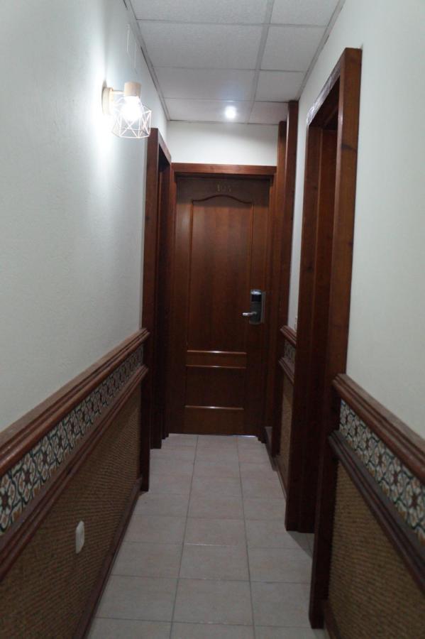 Hostal La Conilena Conil De La Frontera Εξωτερικό φωτογραφία