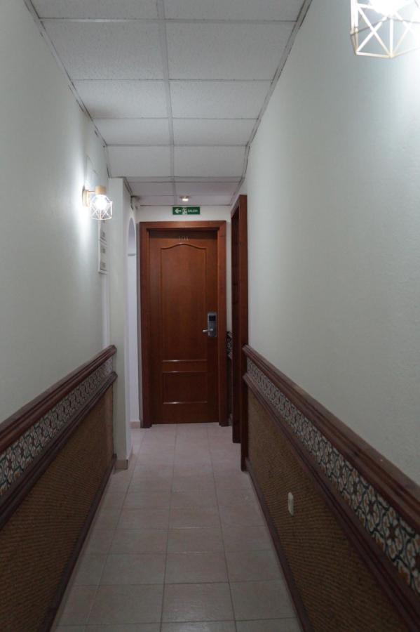 Hostal La Conilena Conil De La Frontera Εξωτερικό φωτογραφία
