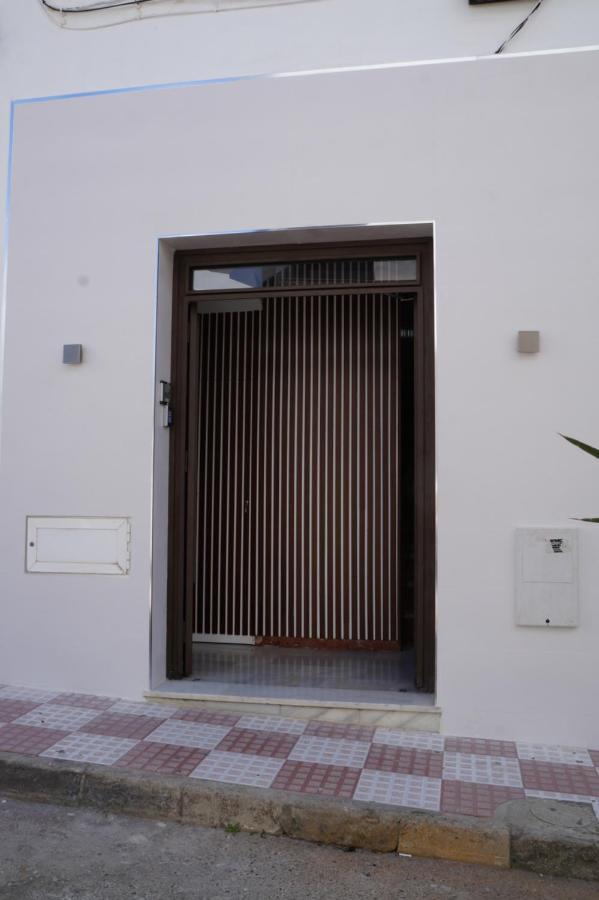 Hostal La Conilena Conil De La Frontera Εξωτερικό φωτογραφία