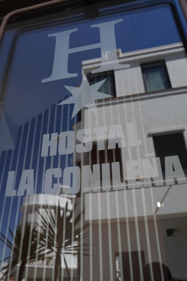 Hostal La Conilena Conil De La Frontera Εξωτερικό φωτογραφία