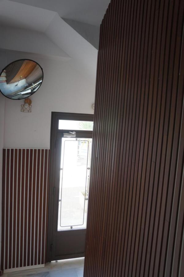 Hostal La Conilena Conil De La Frontera Εξωτερικό φωτογραφία